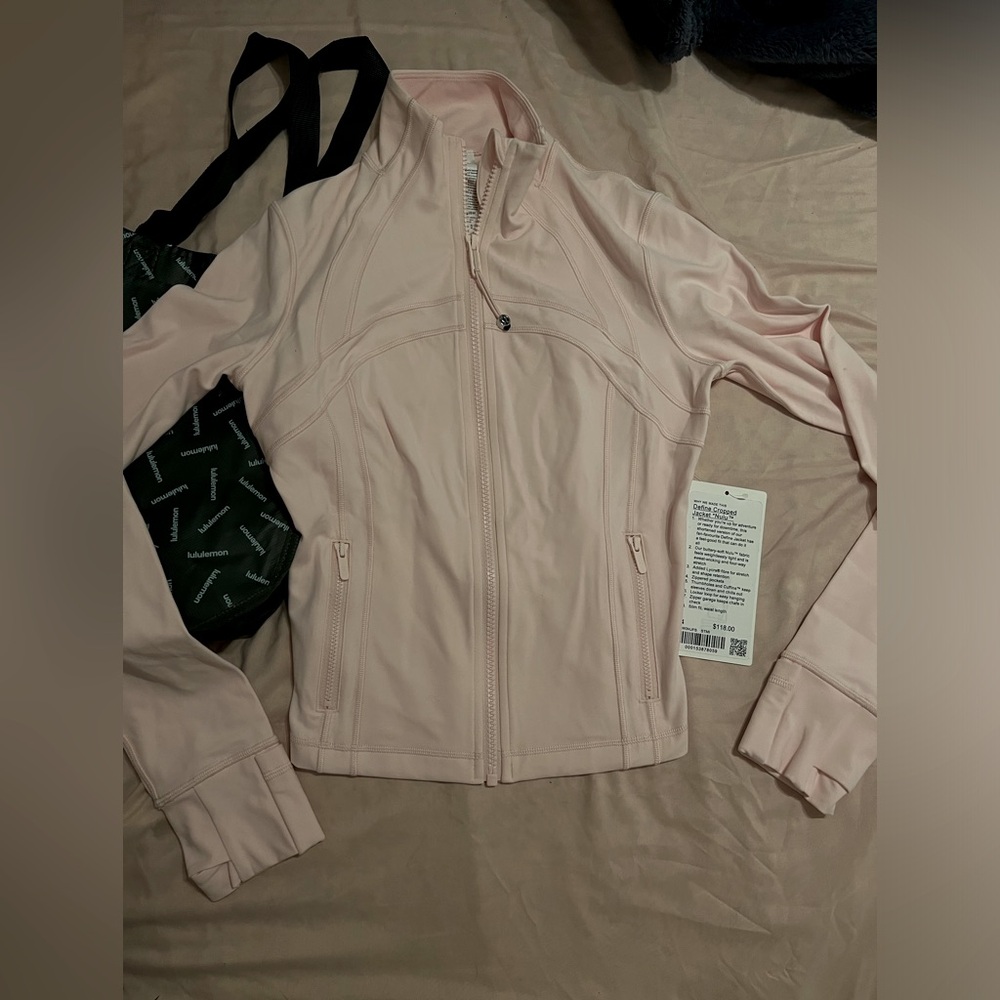 Strawberry Milkshake Lululemon Cropped Define Jacket in Nulu Size 4